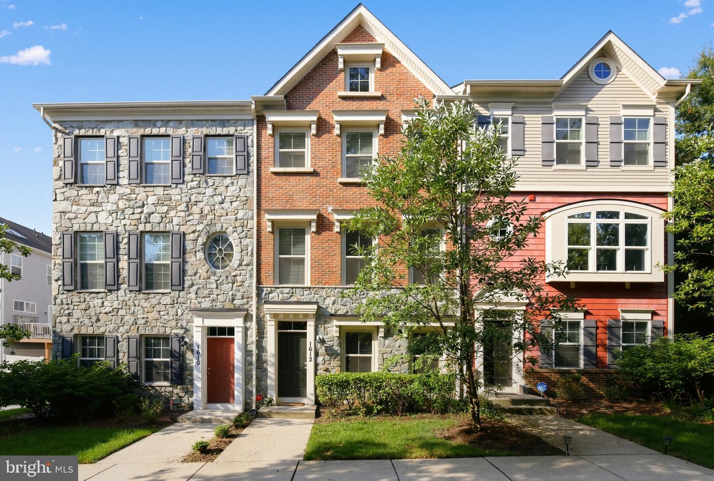 1612 Belle Dr — photo