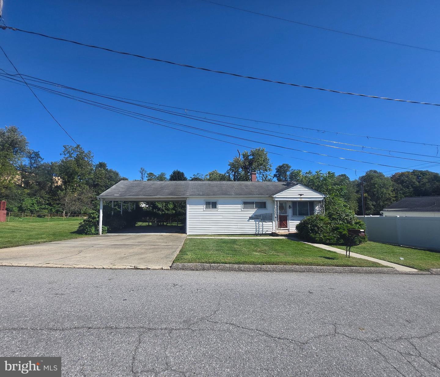 6029 Locust Ave — photo