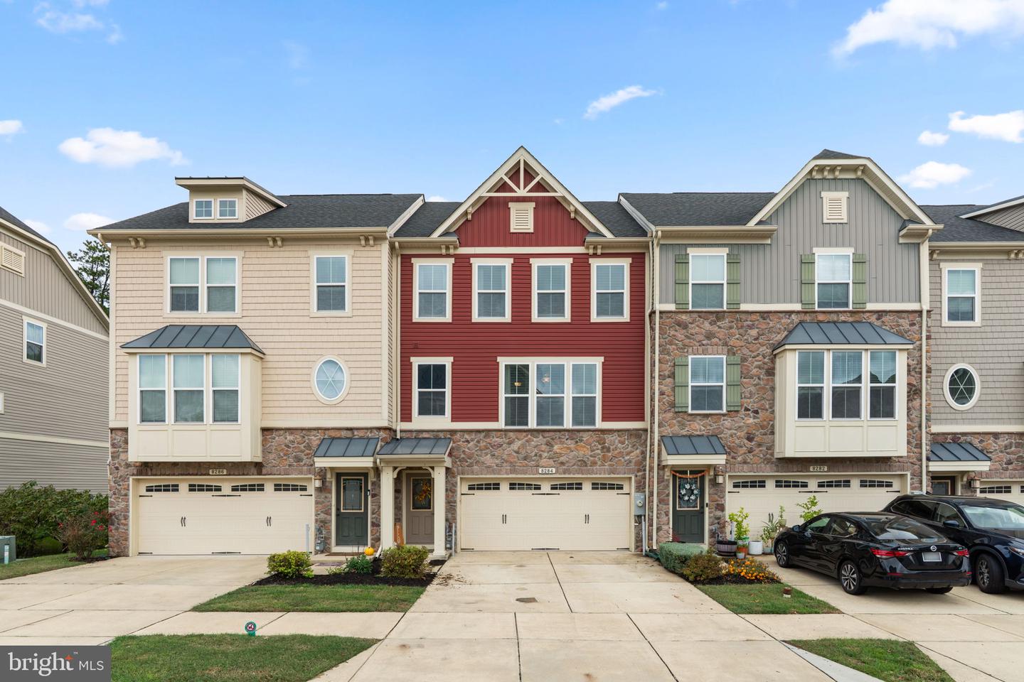 8284 Hickory Hollow Dr — photo