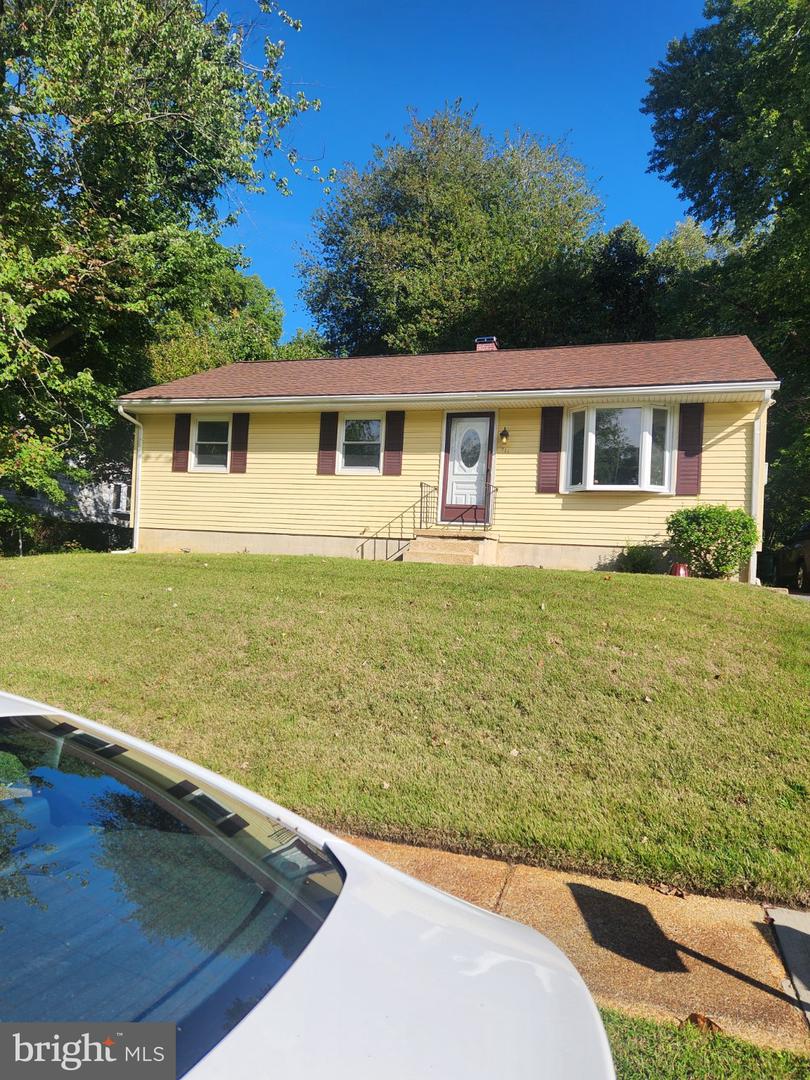 211 Garden Gate Ln — photo