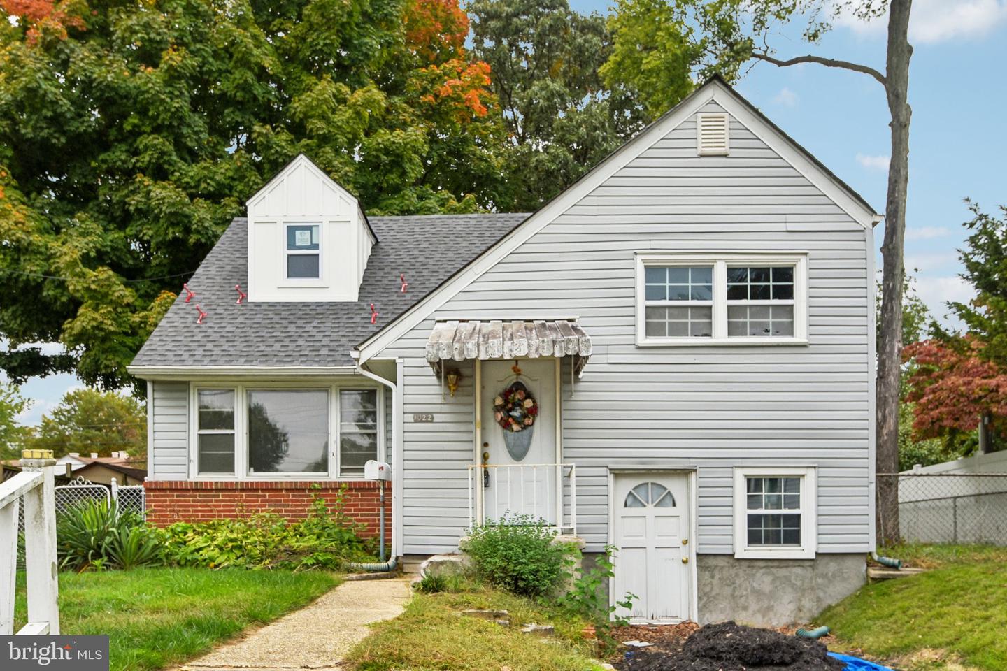 1022 Glenvilla Dr — photo