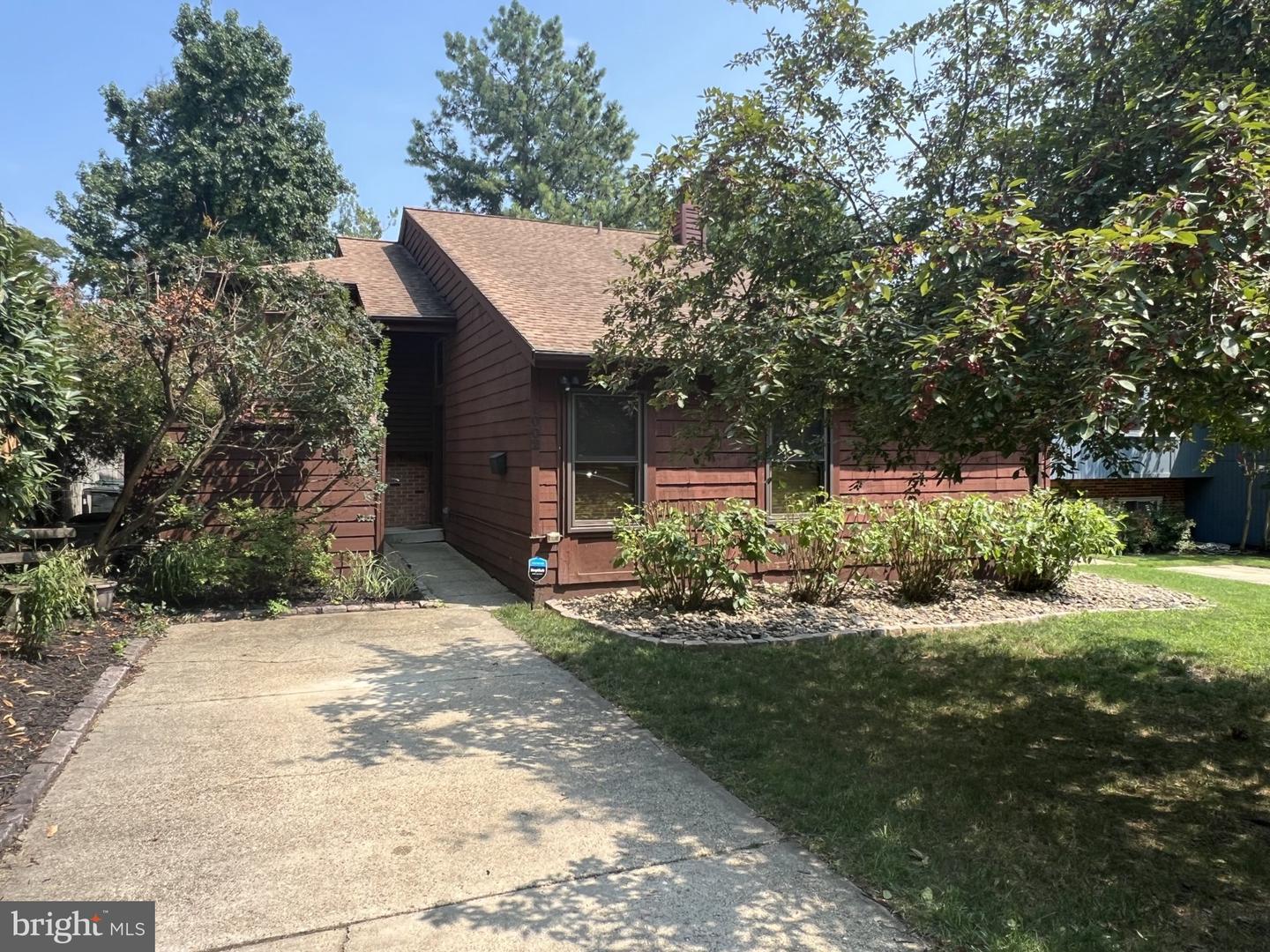 1002 Timber Creek Dr — photo