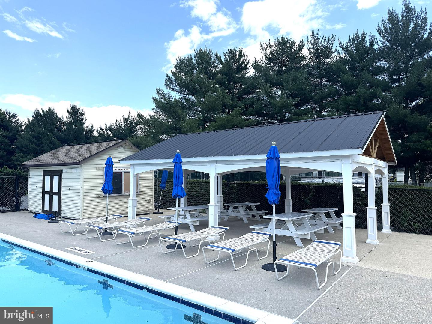 3607 Saltwood Gln — photo