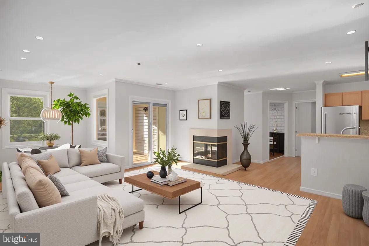 30 Hearthstone Ct #E — photo