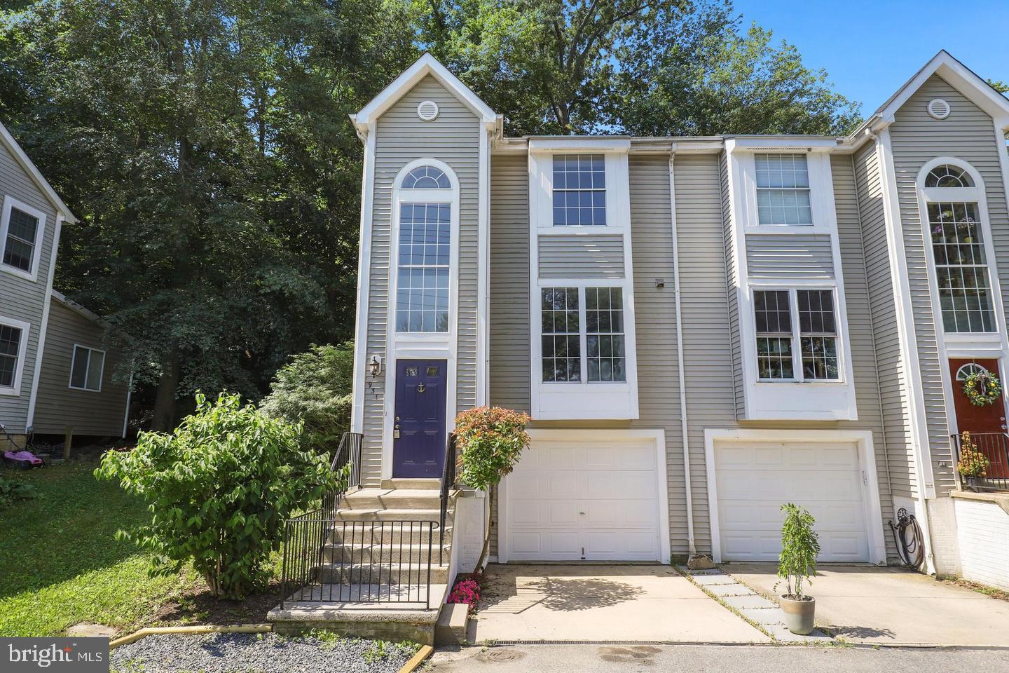 931 Forest Hills Ave — photo