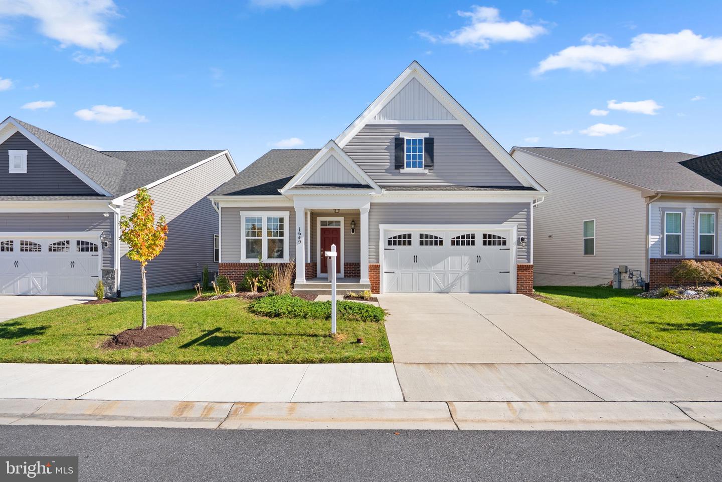 1649 Velvet Leaf Ln — photo