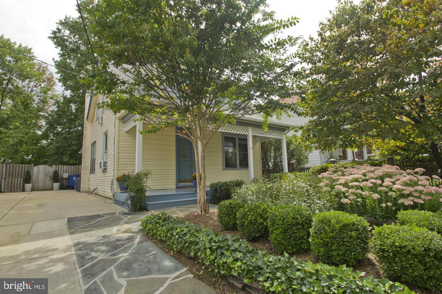 711 Severn Ave — photo