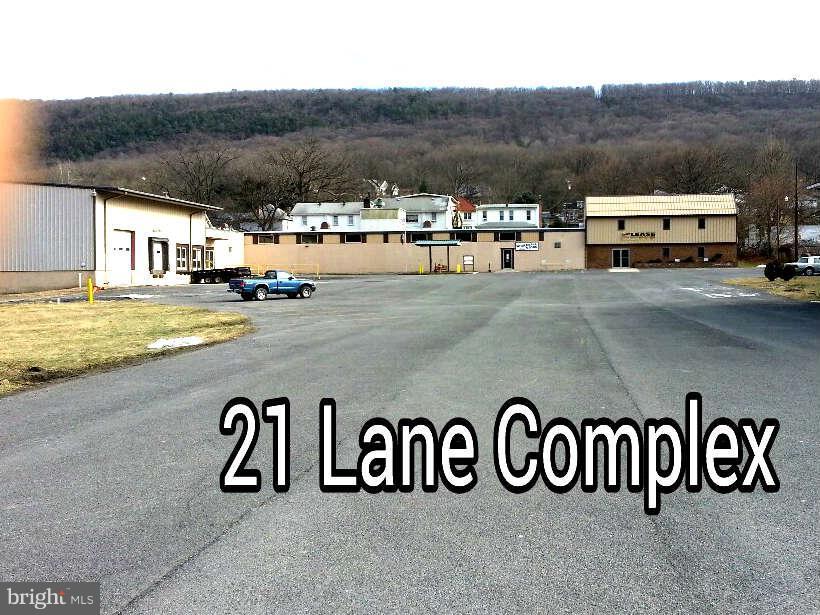 21 Lane — photo