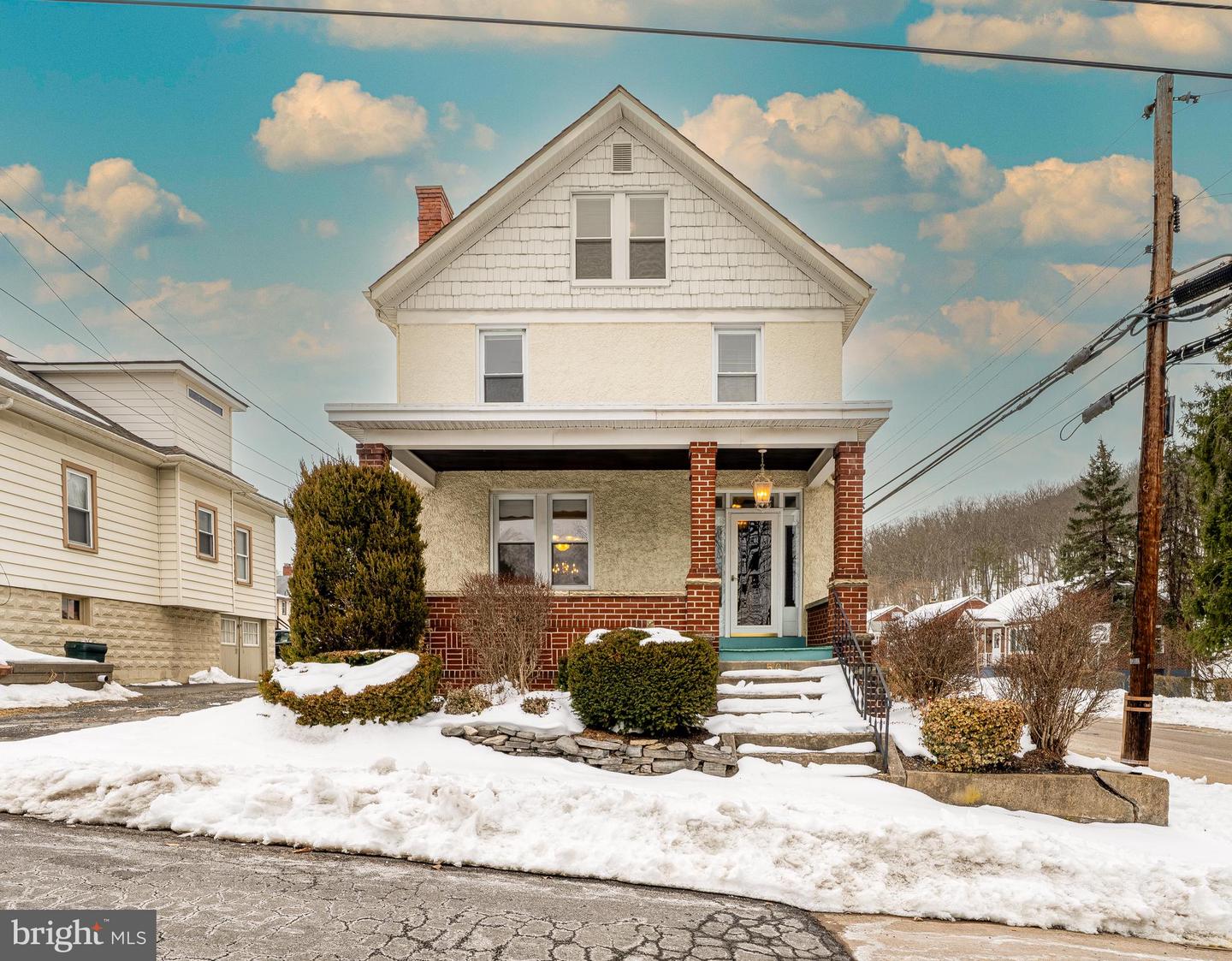 501 Warren St — photo