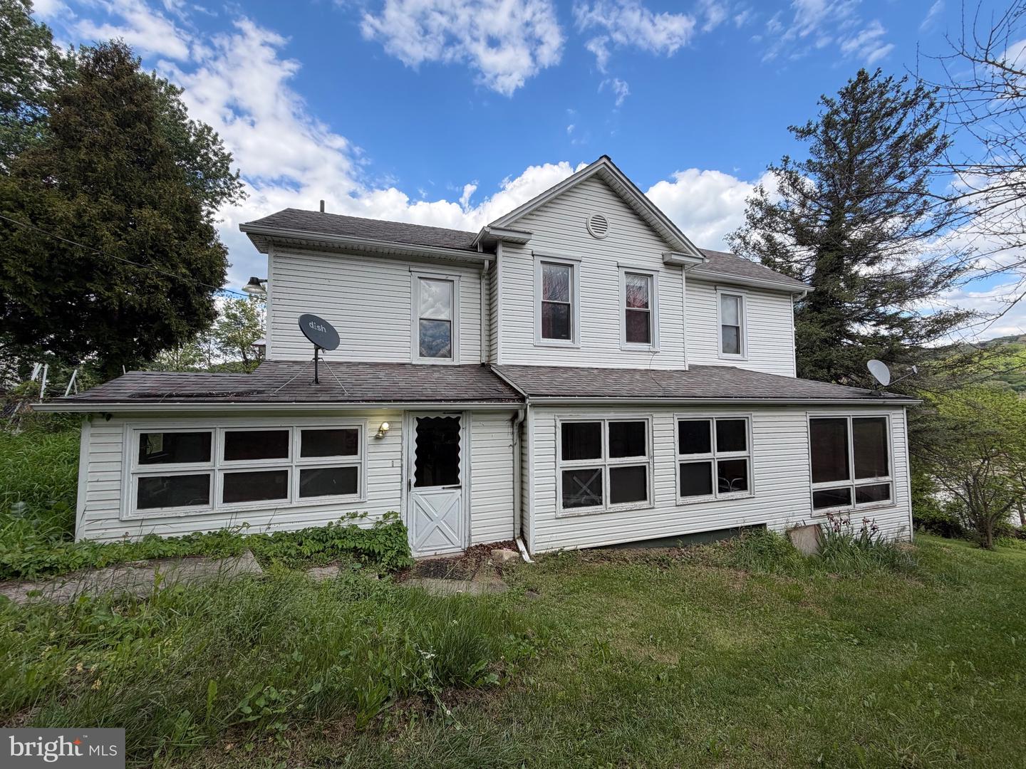 215 Hammond St — photo