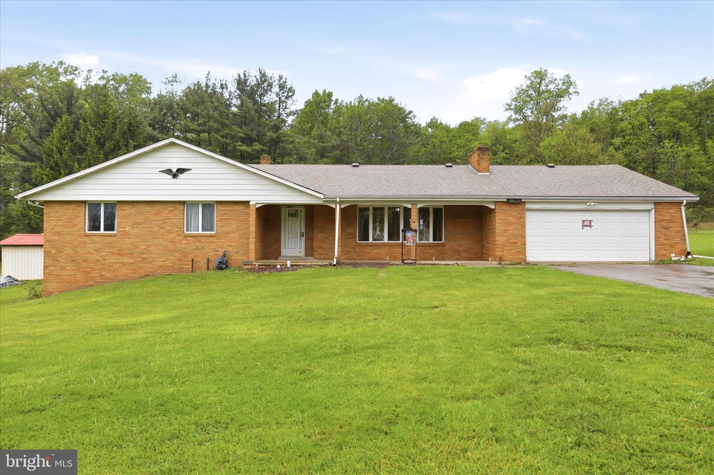 10233 Parkersburg Rd — photo