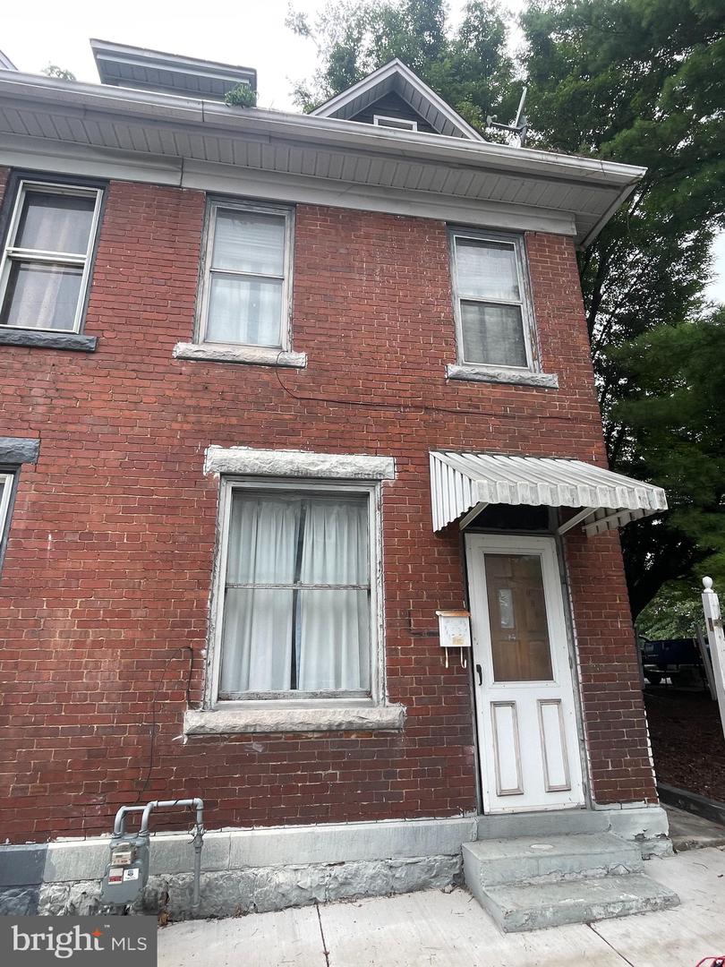 150 Polk St — photo