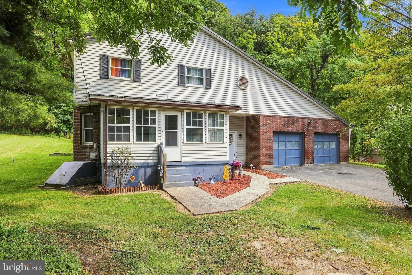 22108 McMullen Hwy SW — photo