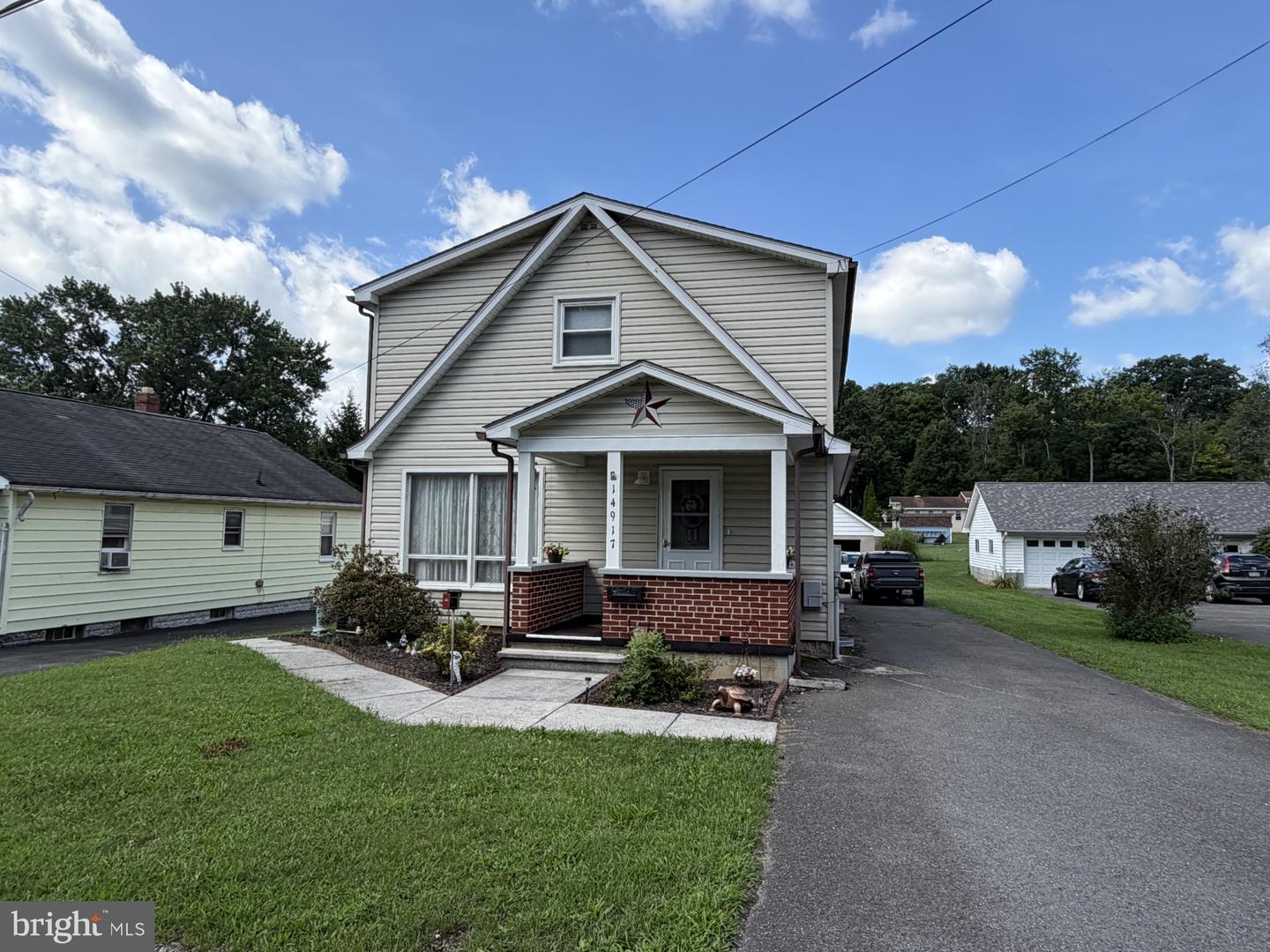 14917 Lone Oak Rd — photo