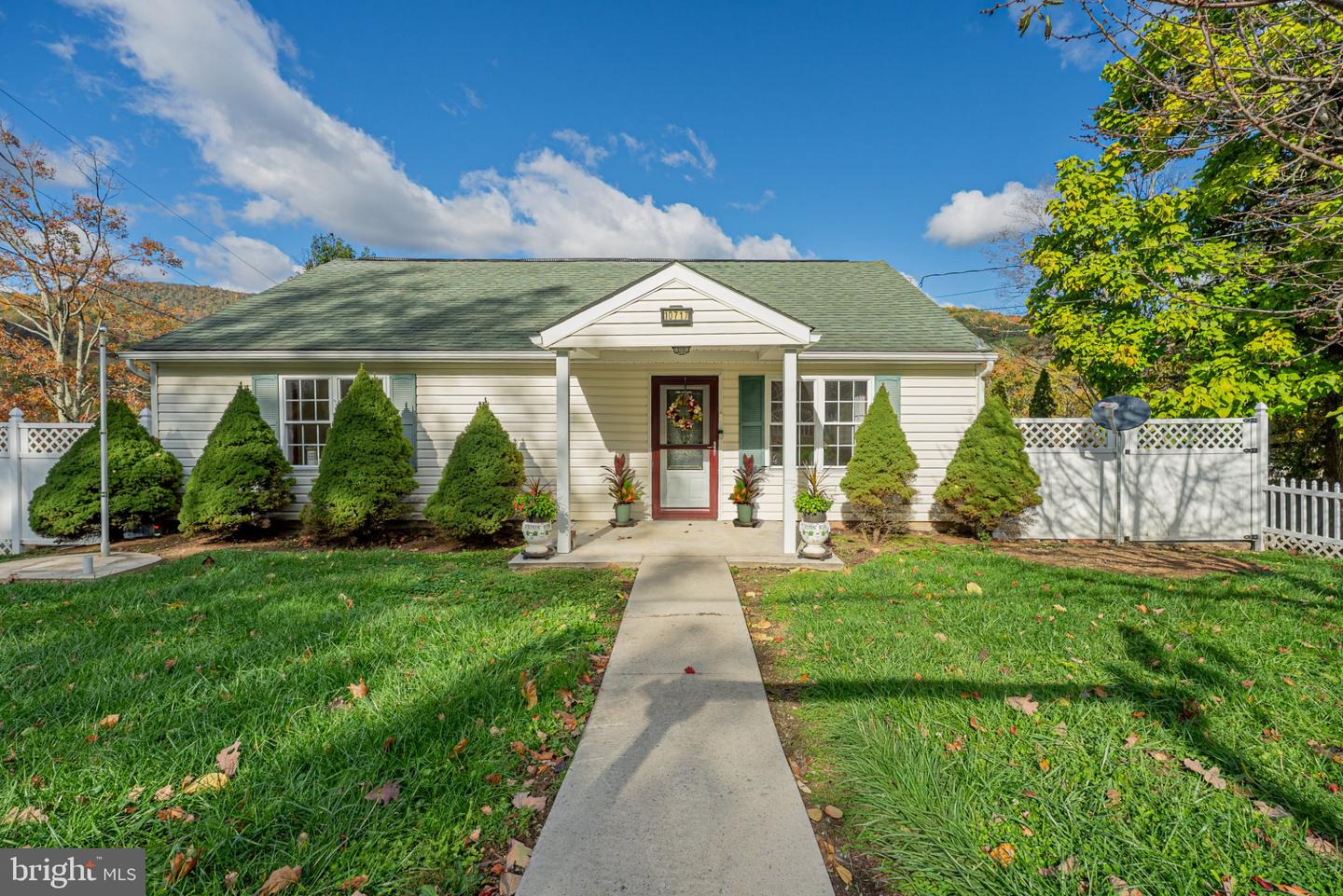 10717 Cash Valley Rd NW — photo