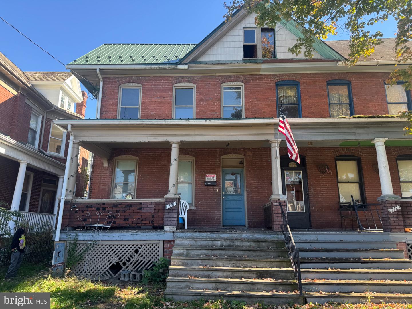 710 Maryland Ave — photo