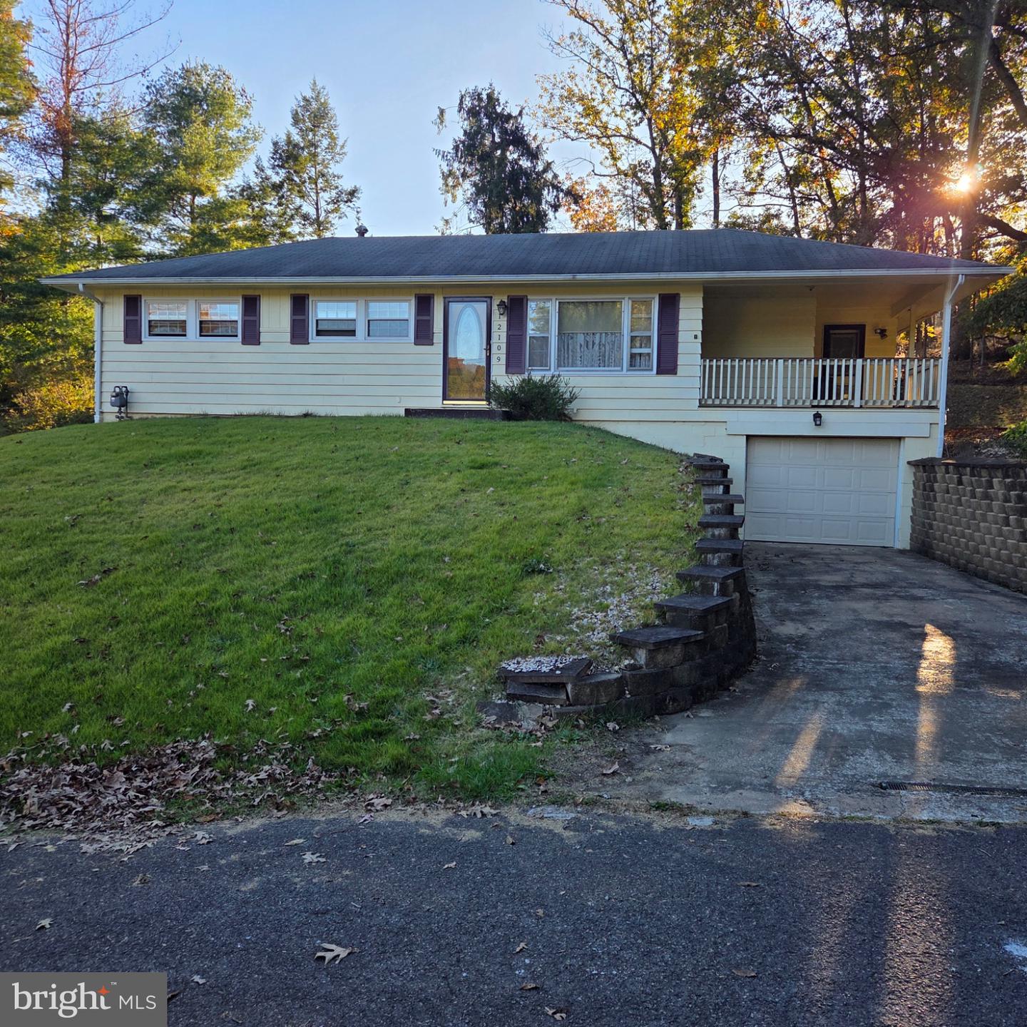 12109 Dandelion Ave — photo