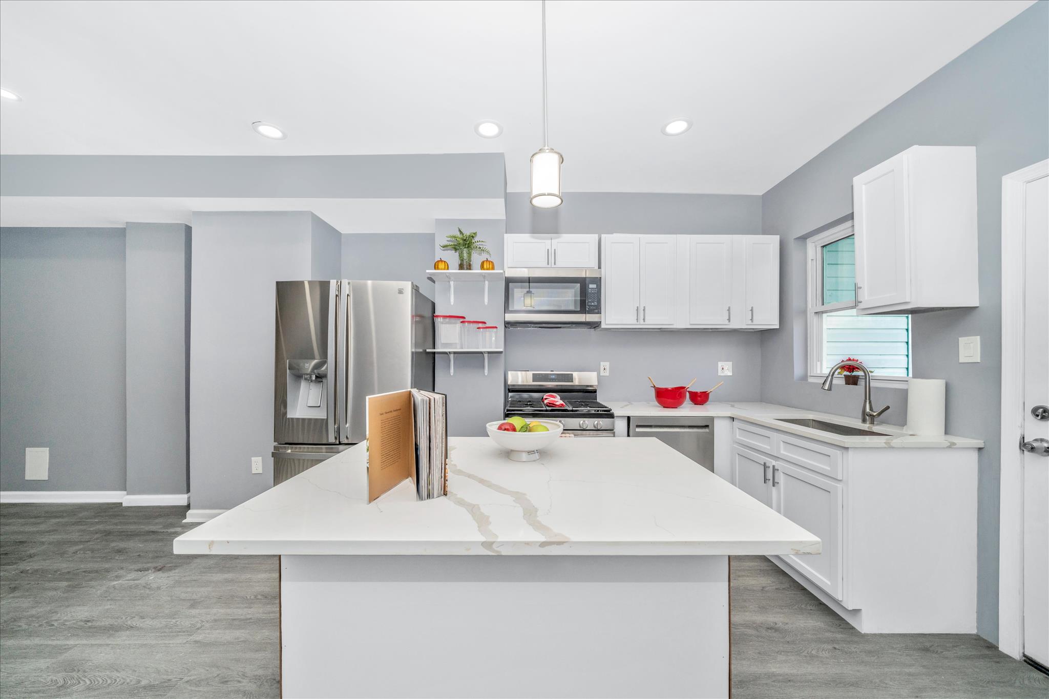 2224 W Fayette St — photo