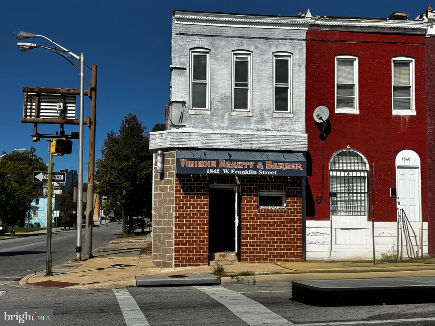 1842 W Franklin St — photo
