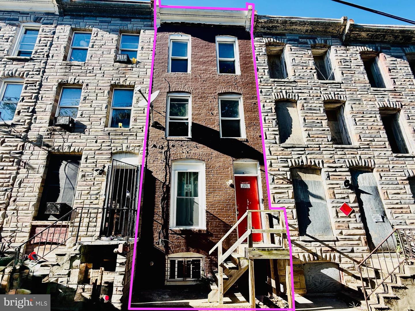 2524 Boyd St — photo