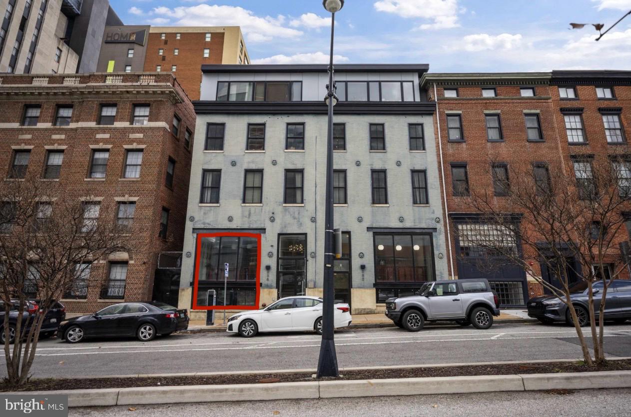 330 Saint Paul Pl #100 — photo