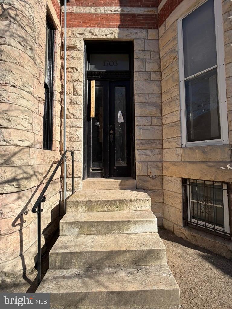 1703 Linden Ave — photo