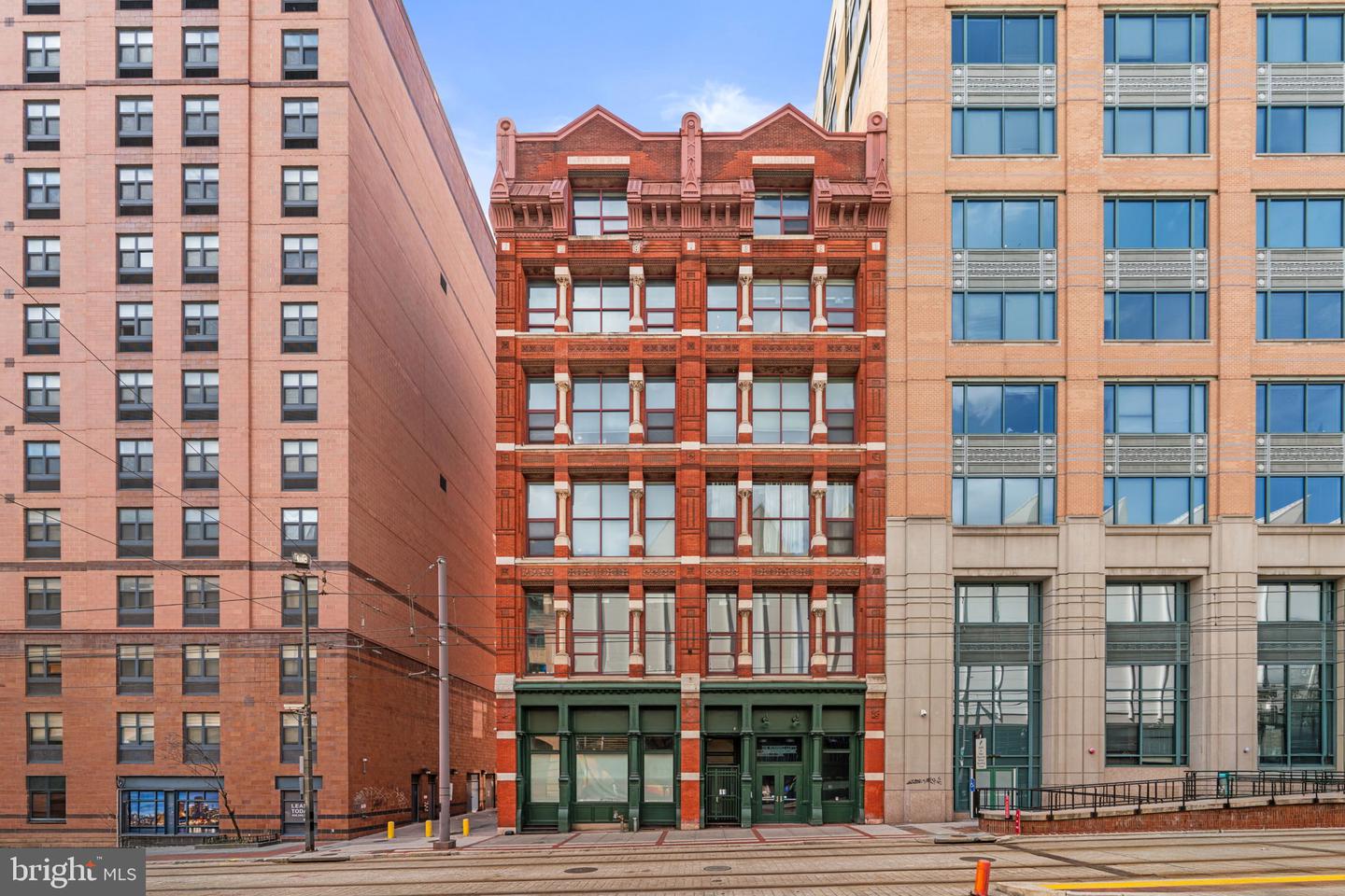 22 S Howard St #R-403 — photo
