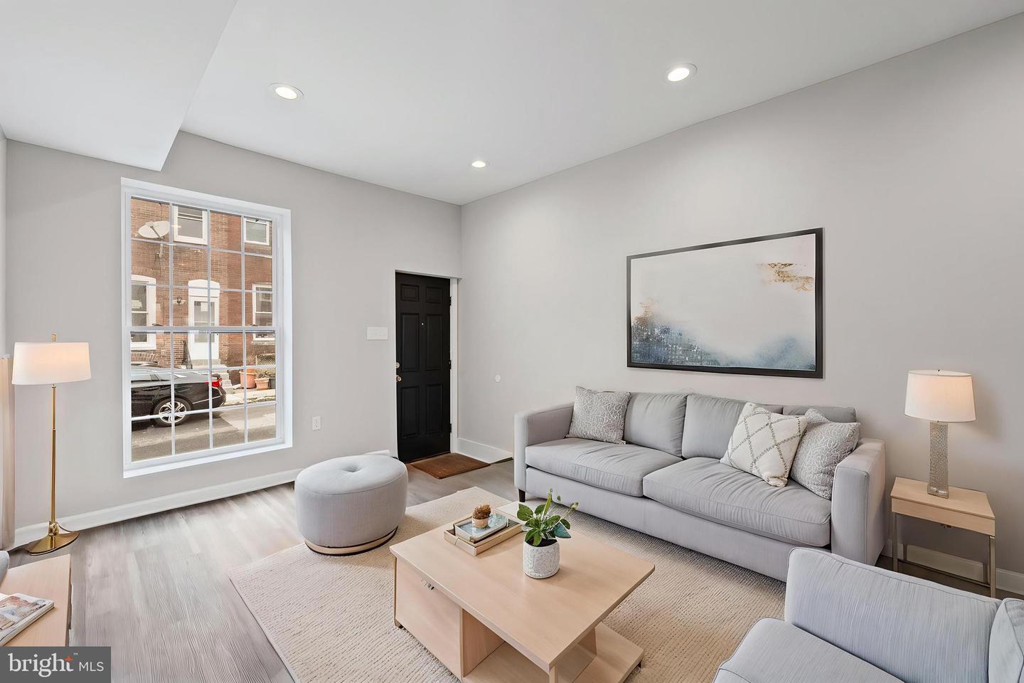 2231 Prentiss Pl — photo