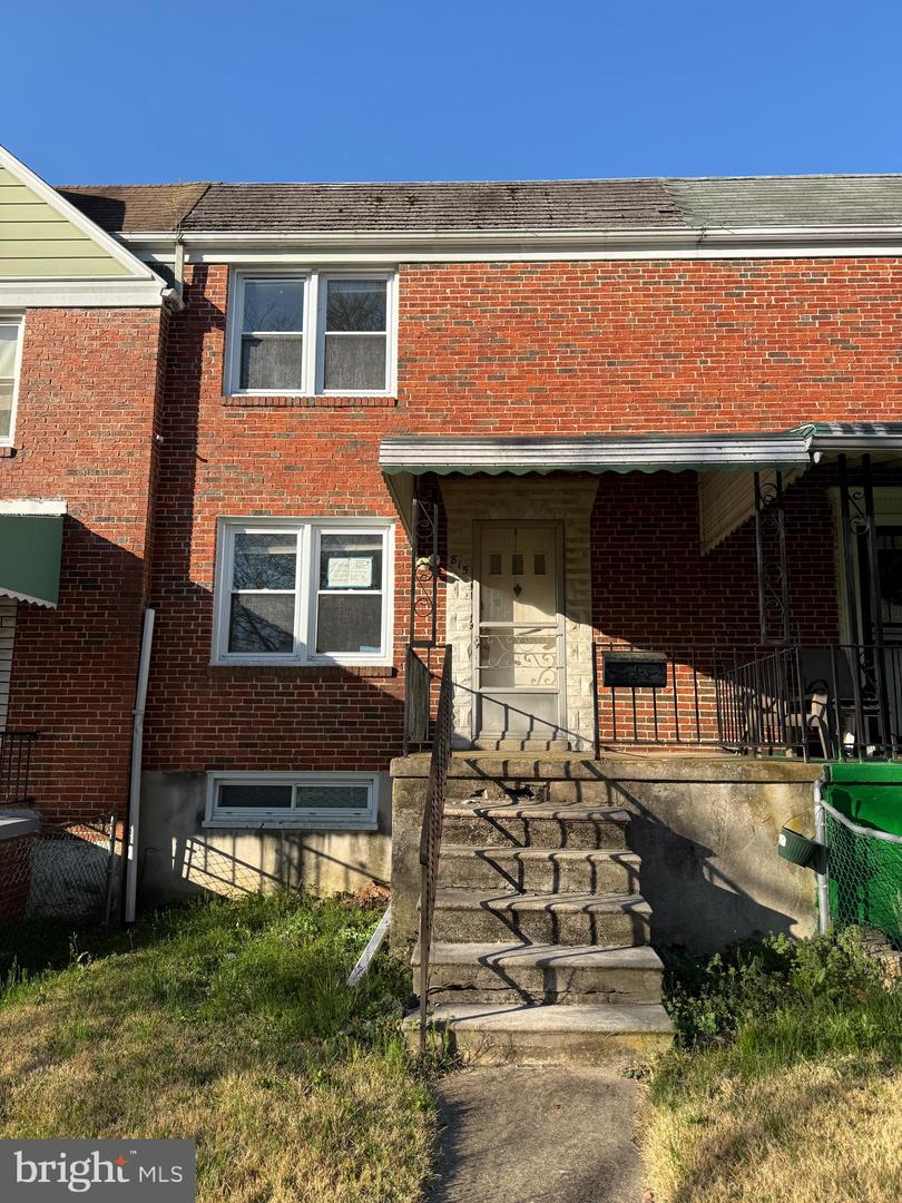 815 Saint Dunstans Rd — photo