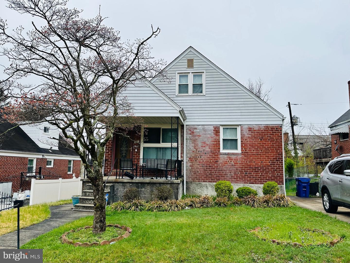3807 Cedarhurst Rd — photo
