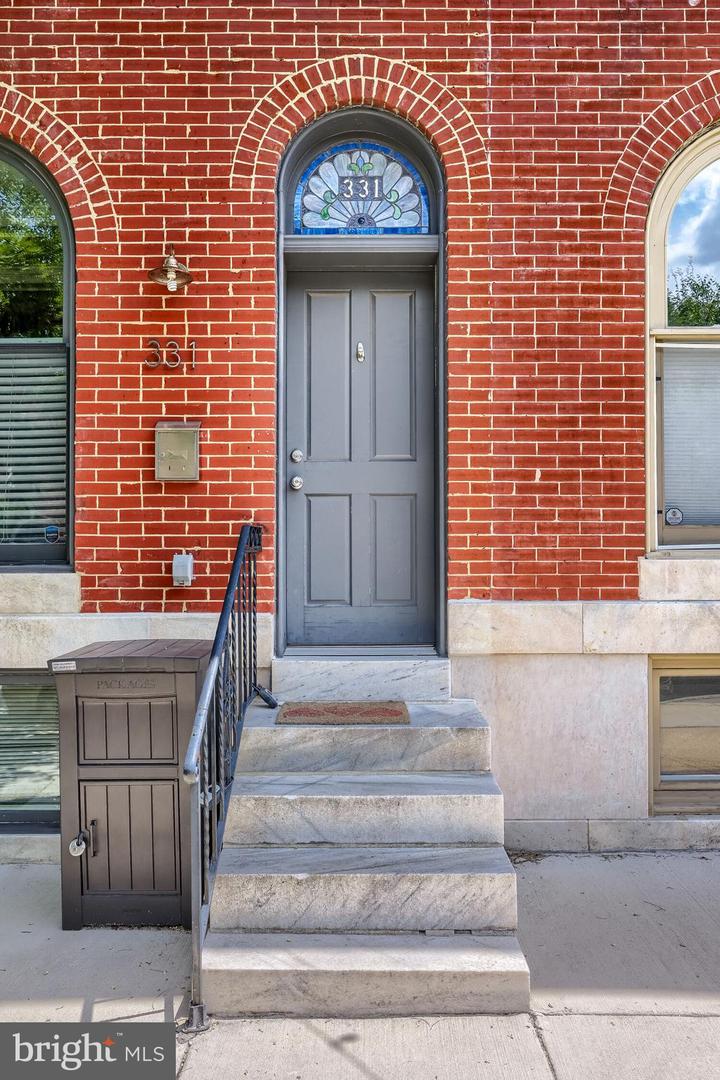 331 S East Ave — photo