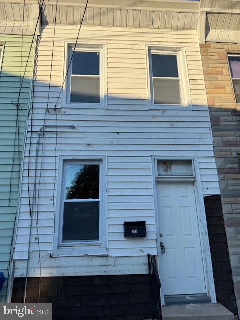 402 Cambria St — photo