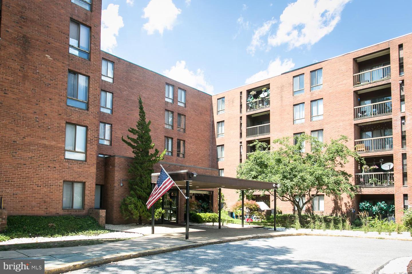 6711 Park Heights Ave #404 — photo