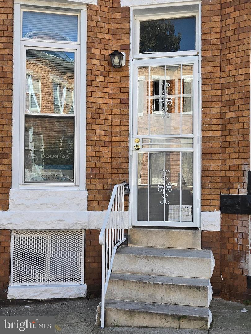 2529 W Fairmount Ave — photo
