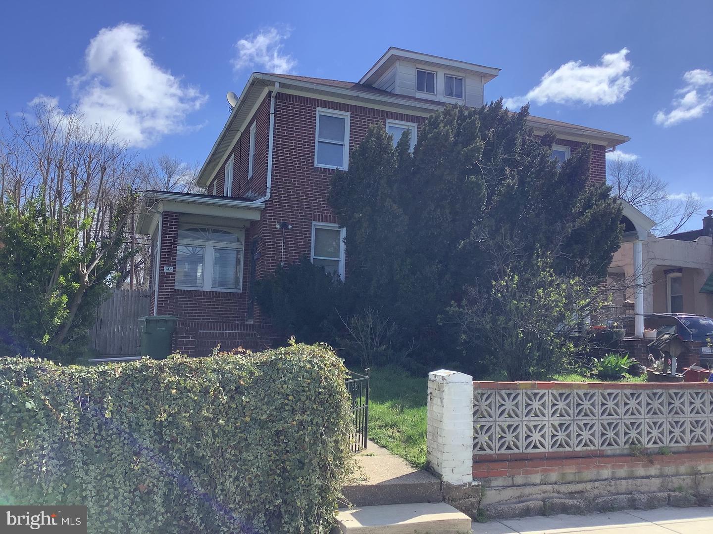 1603 Dundalk Ave — photo