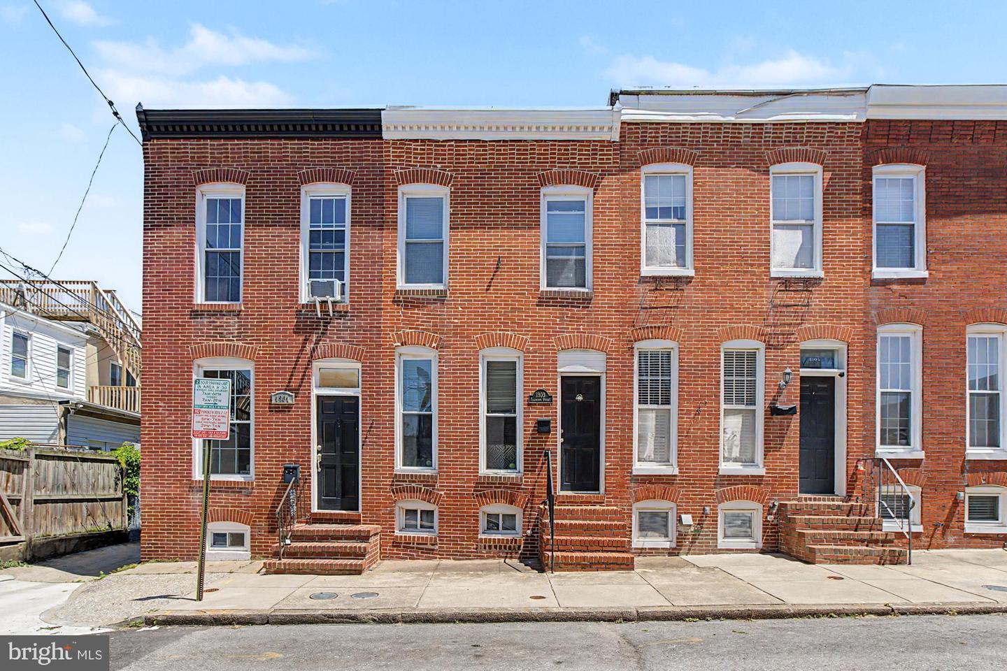1303 Clarkson St — photo