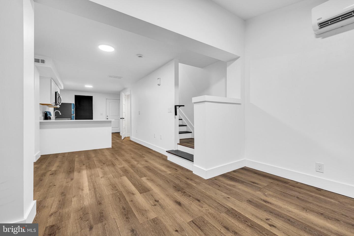 2801 Round Road, Baltimore, MD 21225 — photo 3