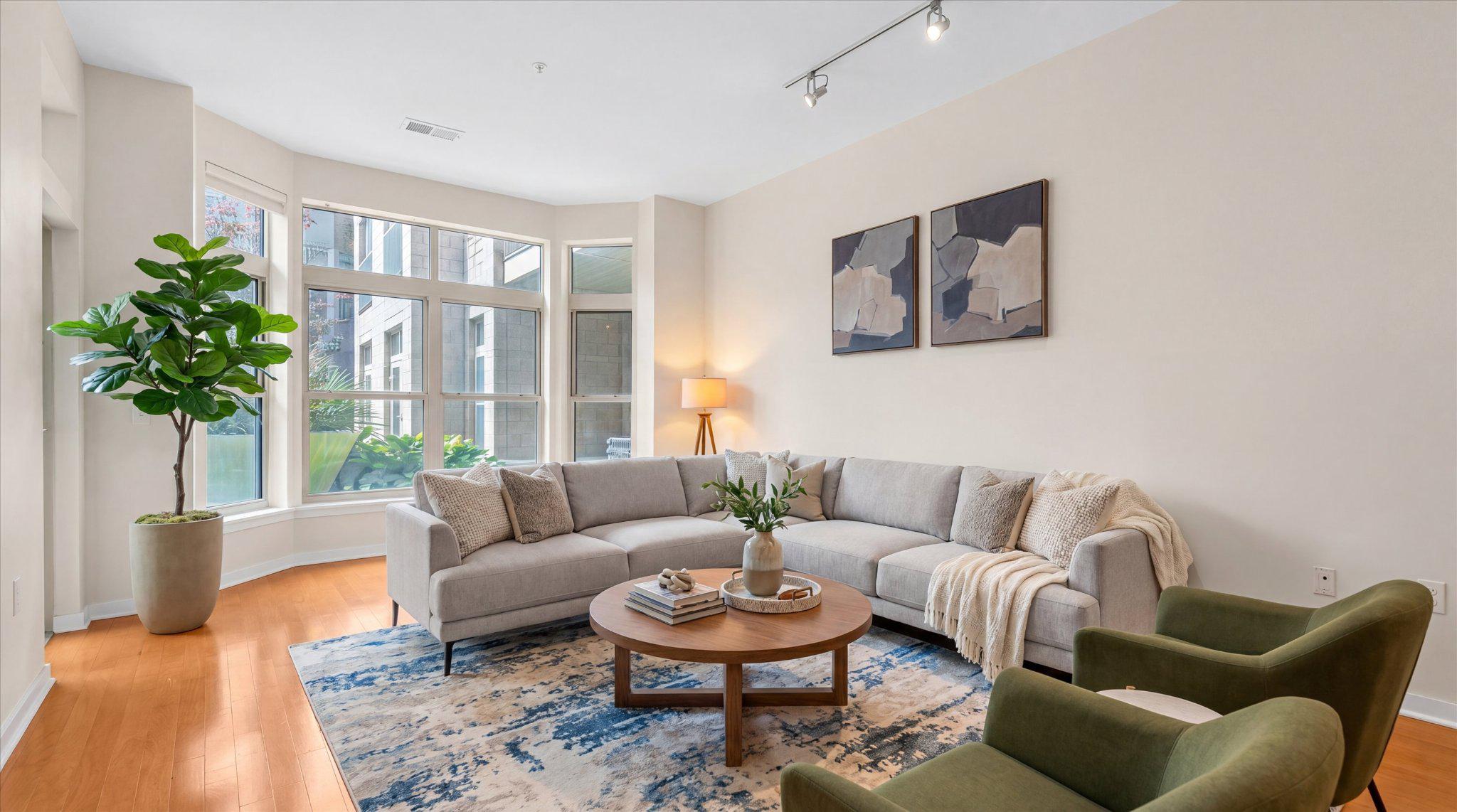 1209 N Charles St #114 — photo