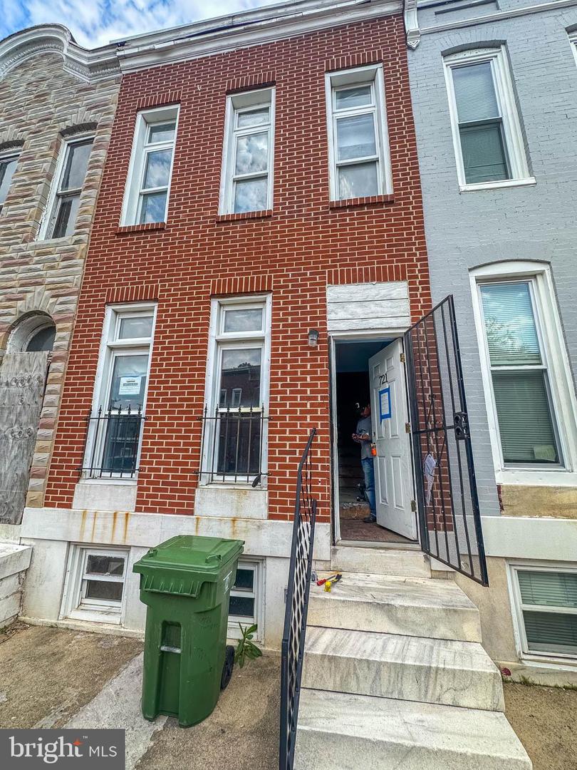 721 Appleton St — photo