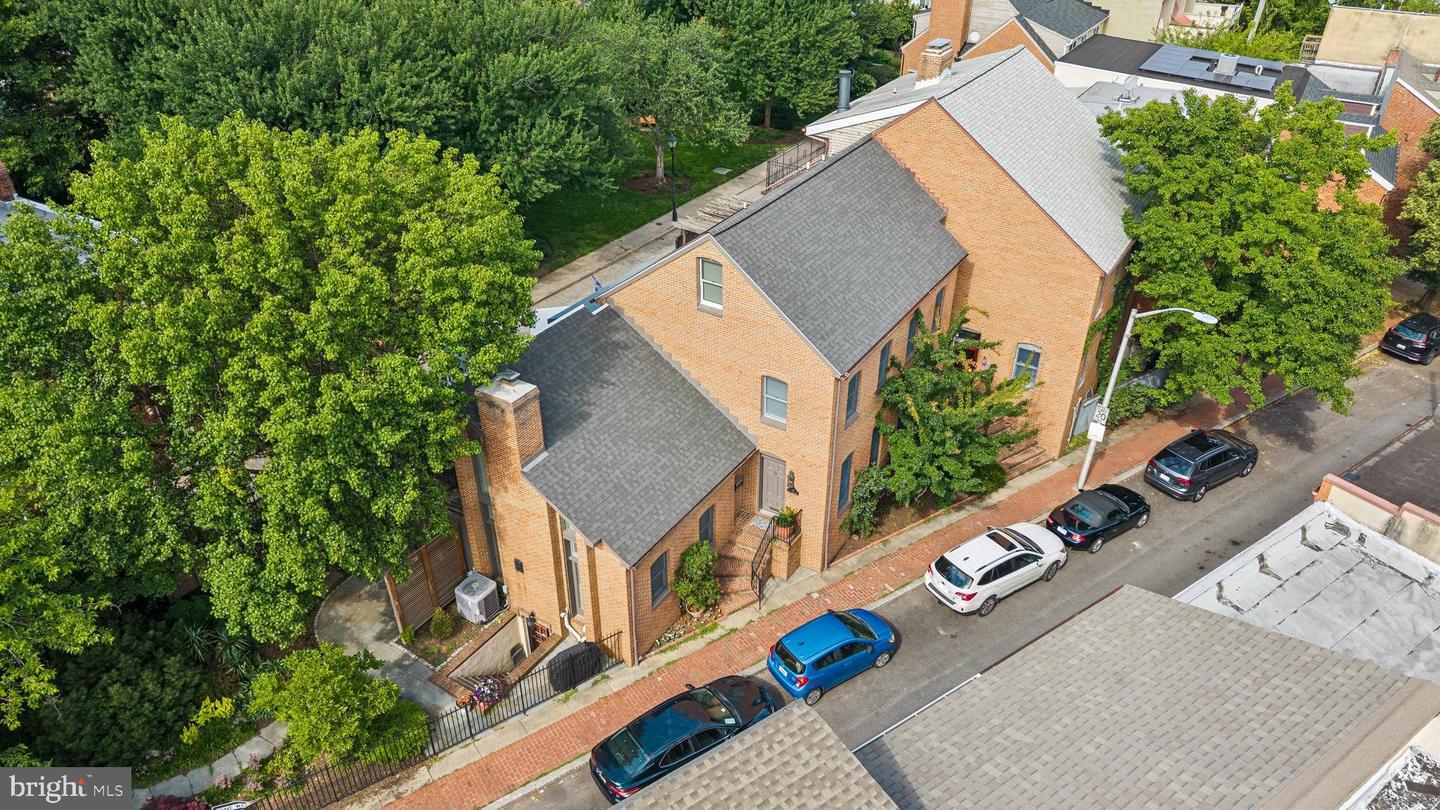 124 W Montgomery St — photo