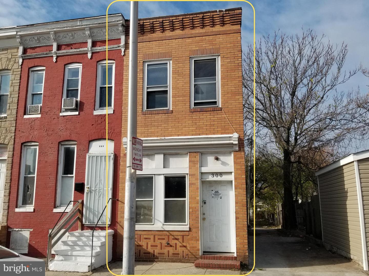 300 Pulaski St — photo