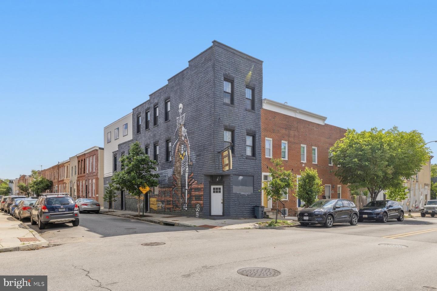 1001 S Carey St — photo