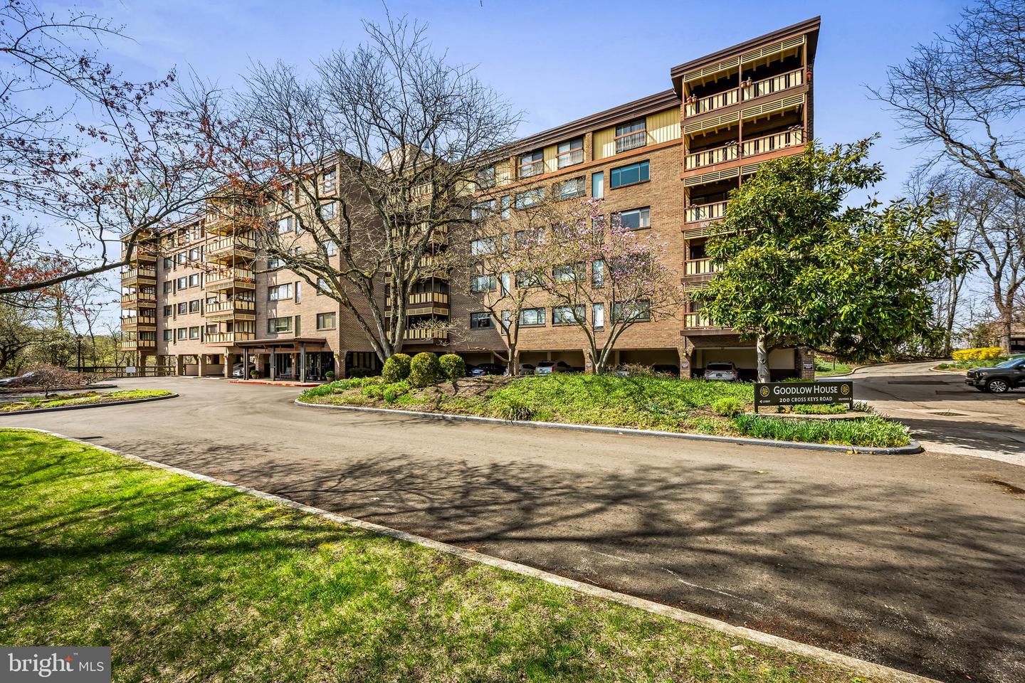 200 Cross Keys Road #R43, Baltimore, MD 21210