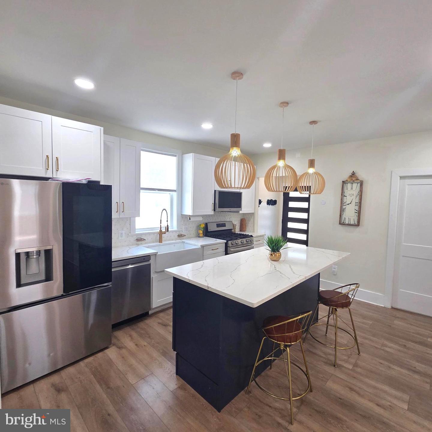 2918 E Cold Spring Ln — photo
