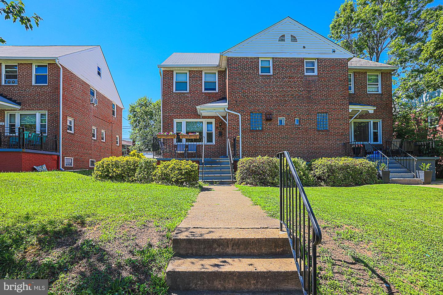 3910 Labyrinth Road, Baltimore, MD 21215