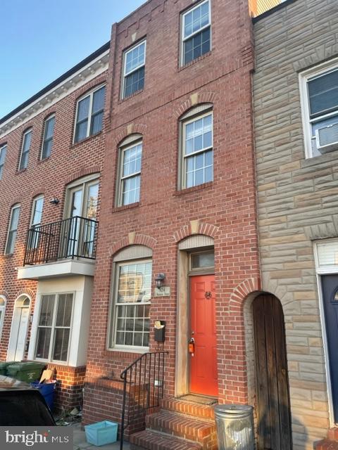 924 S Robinson St — photo