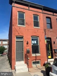 917 N Port St — photo