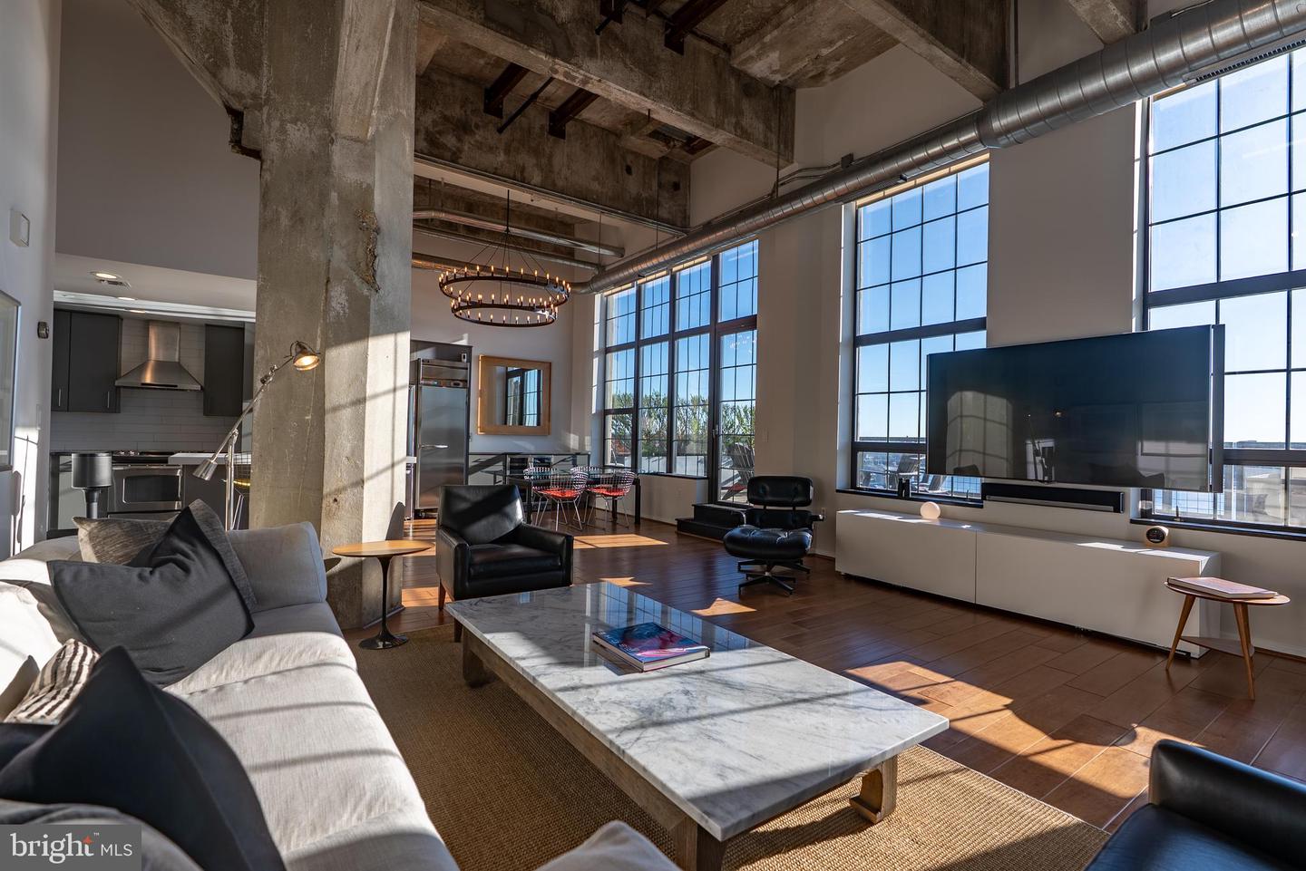 1200 Steuart St #1413 — photo