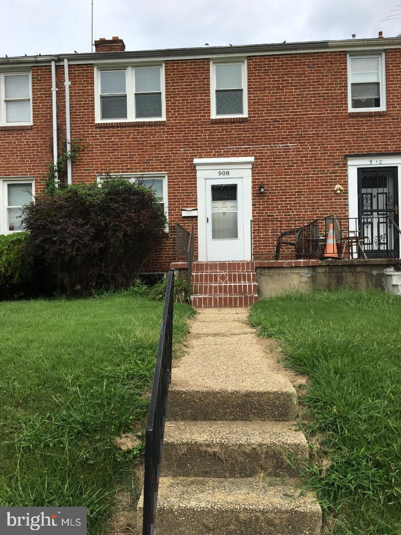 908 Evesham Ave — photo
