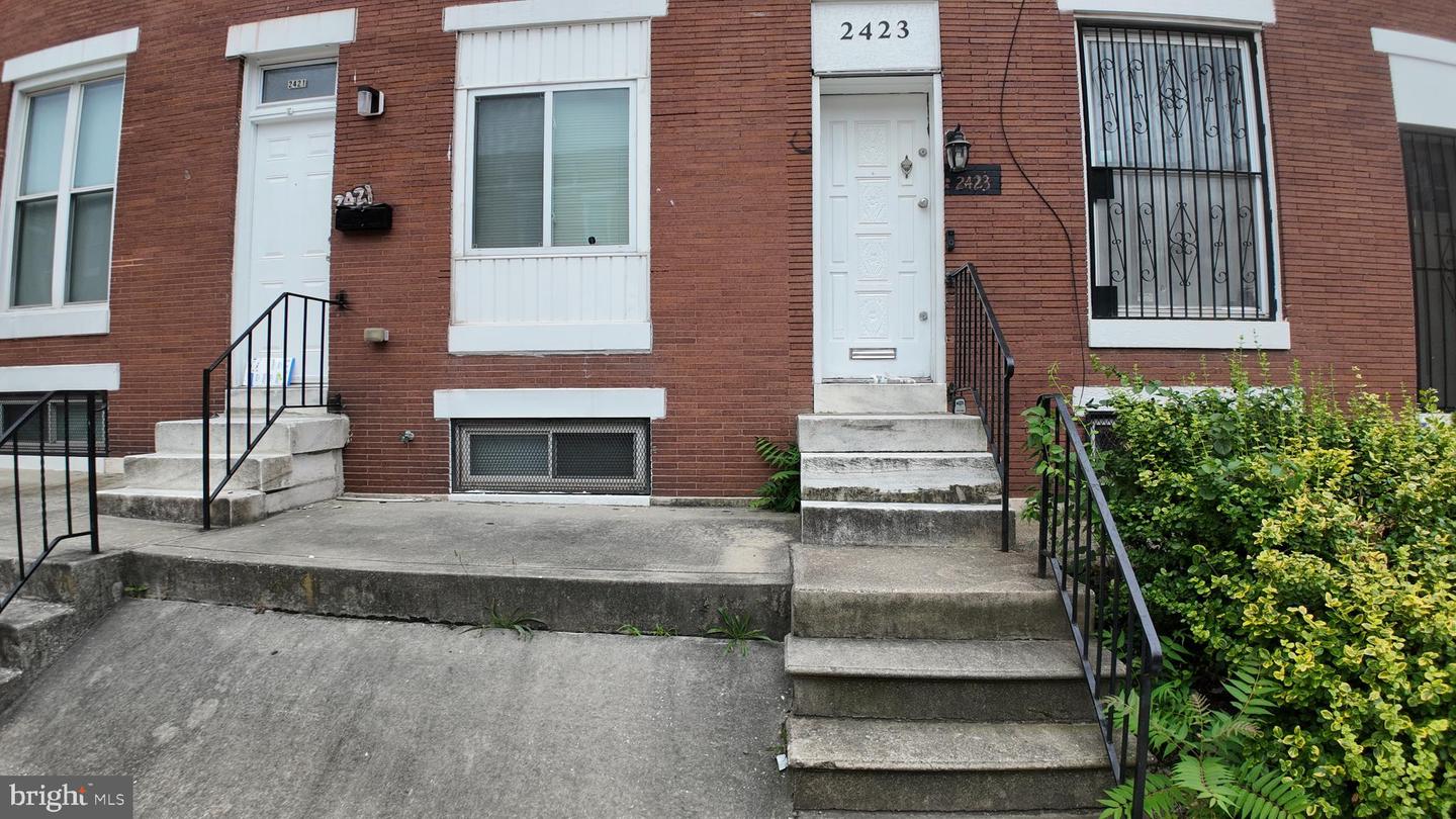 2423 Lauretta Ave — photo